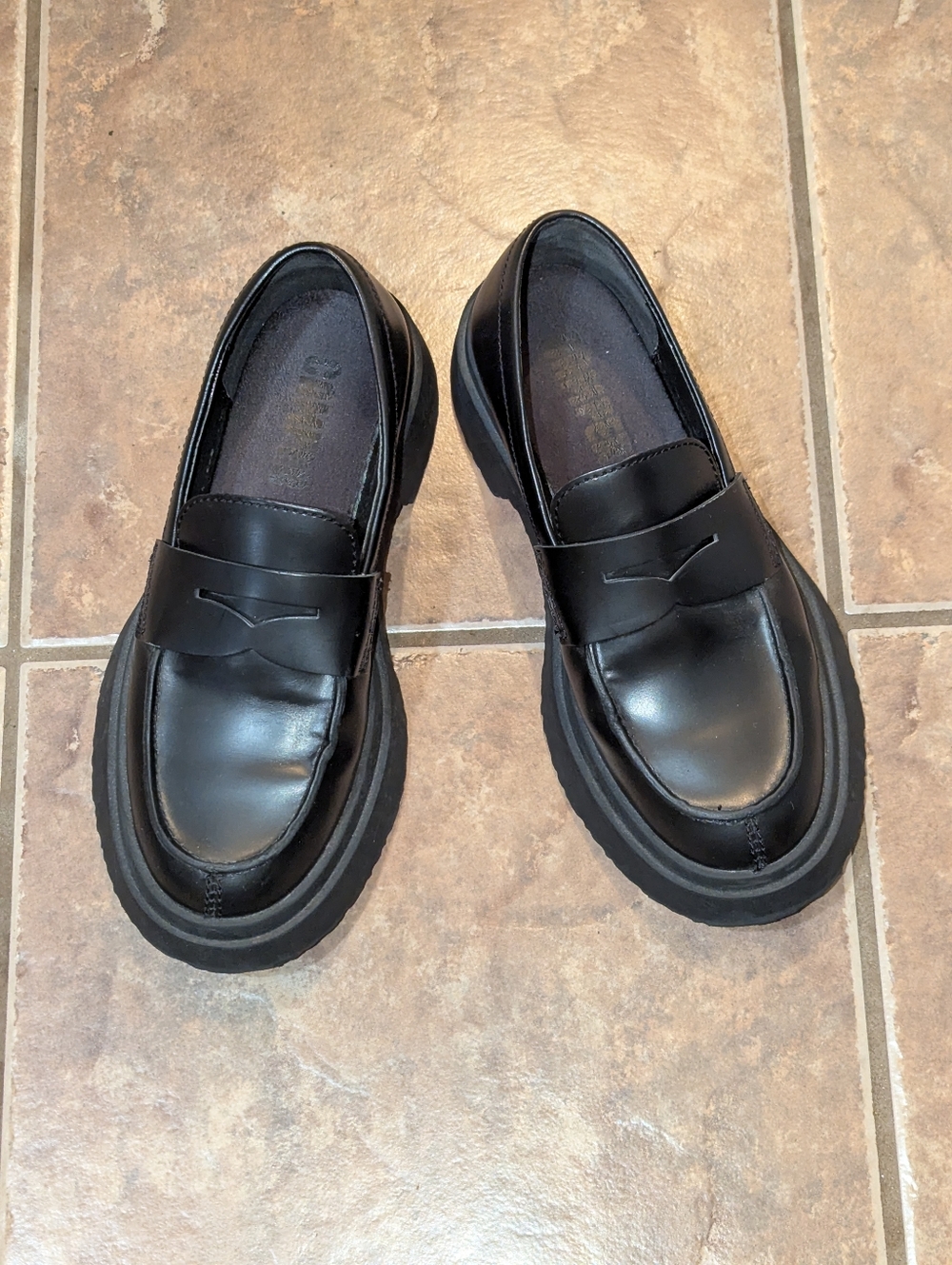 Camper Women's Walden Black Leather Loafers Size 6 Excellent Condition